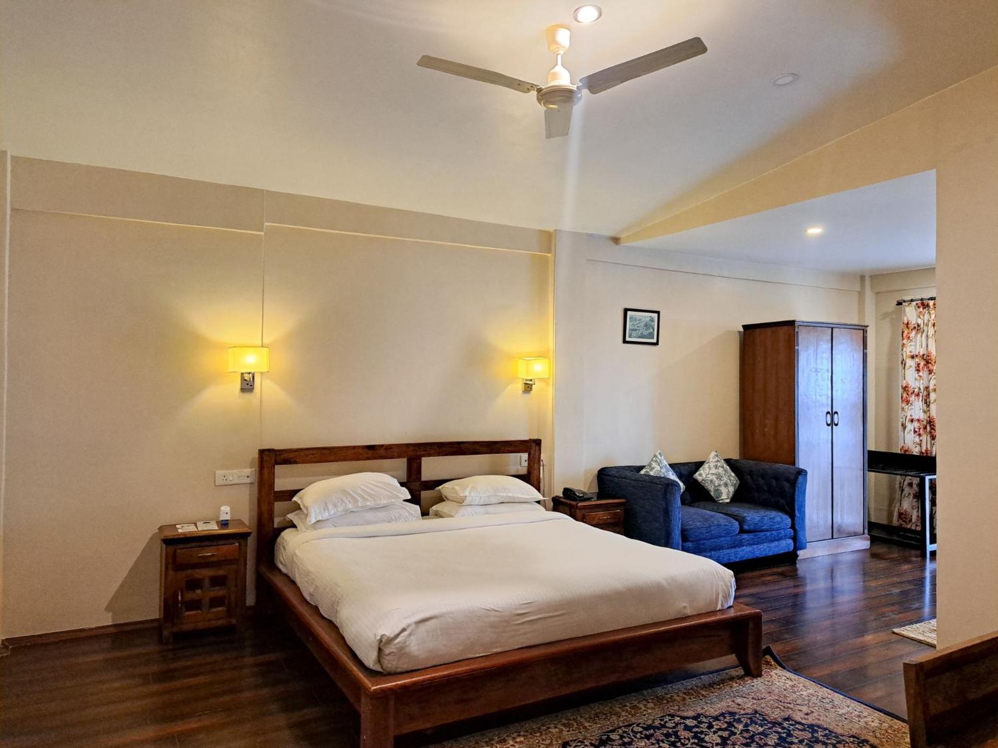 The Heritage Club - Tripura Castle Hotel And Spa Shillong Exterior photo