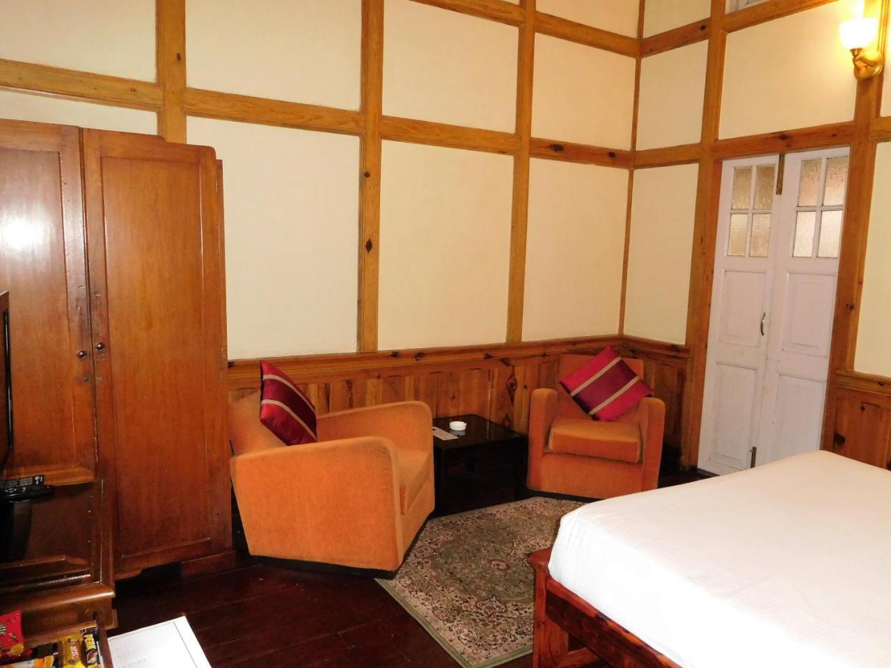 The Heritage Club - Tripura Castle Hotel And Spa Shillong Exterior photo