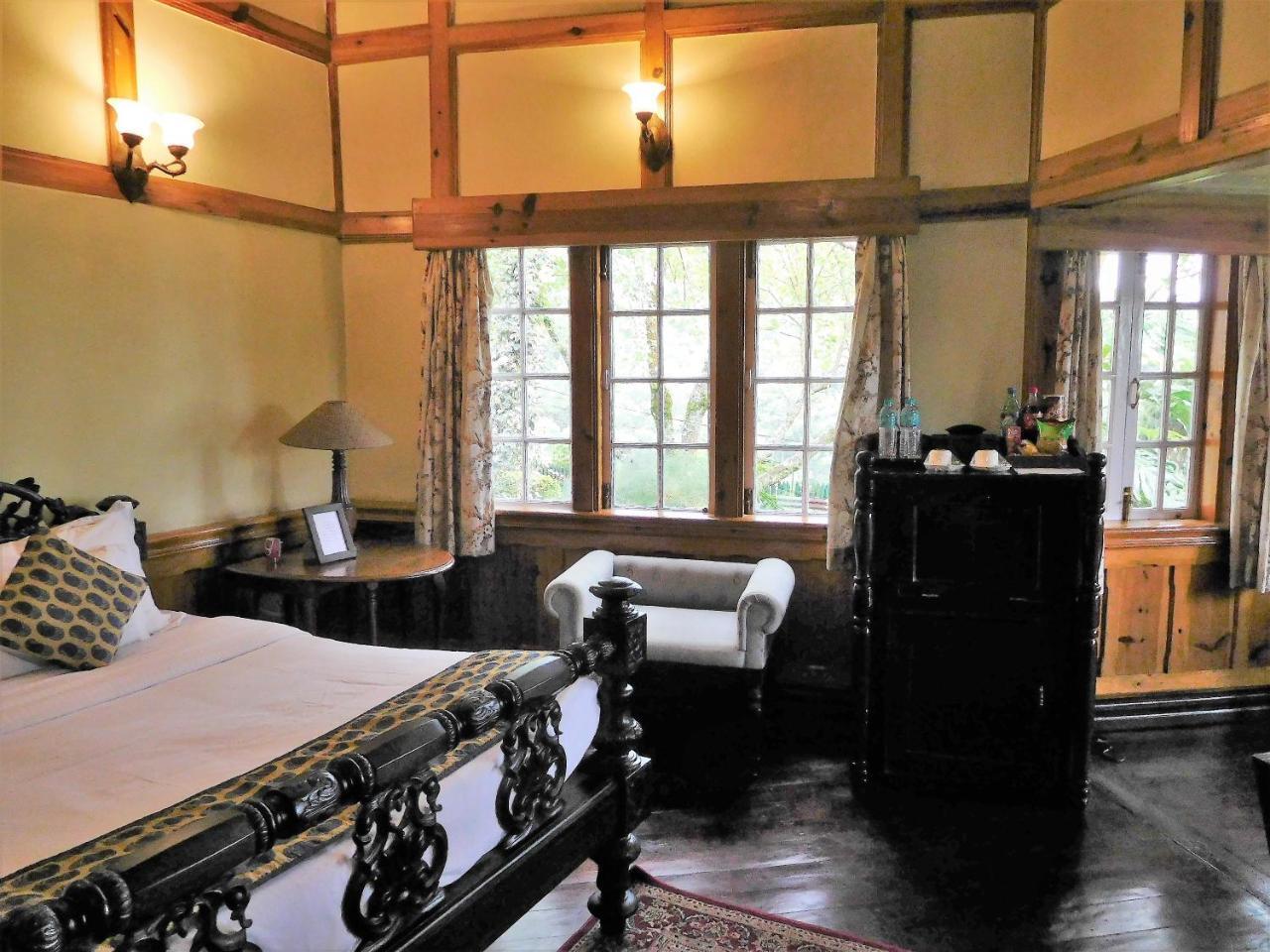 The Heritage Club - Tripura Castle Hotel And Spa Shillong Exterior photo