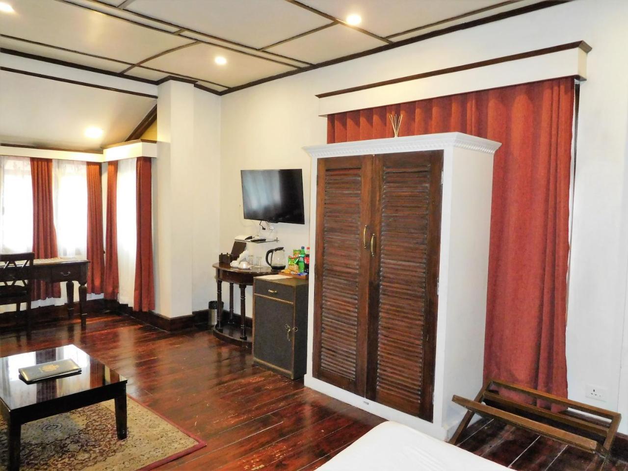 The Heritage Club - Tripura Castle Hotel And Spa Shillong Exterior photo