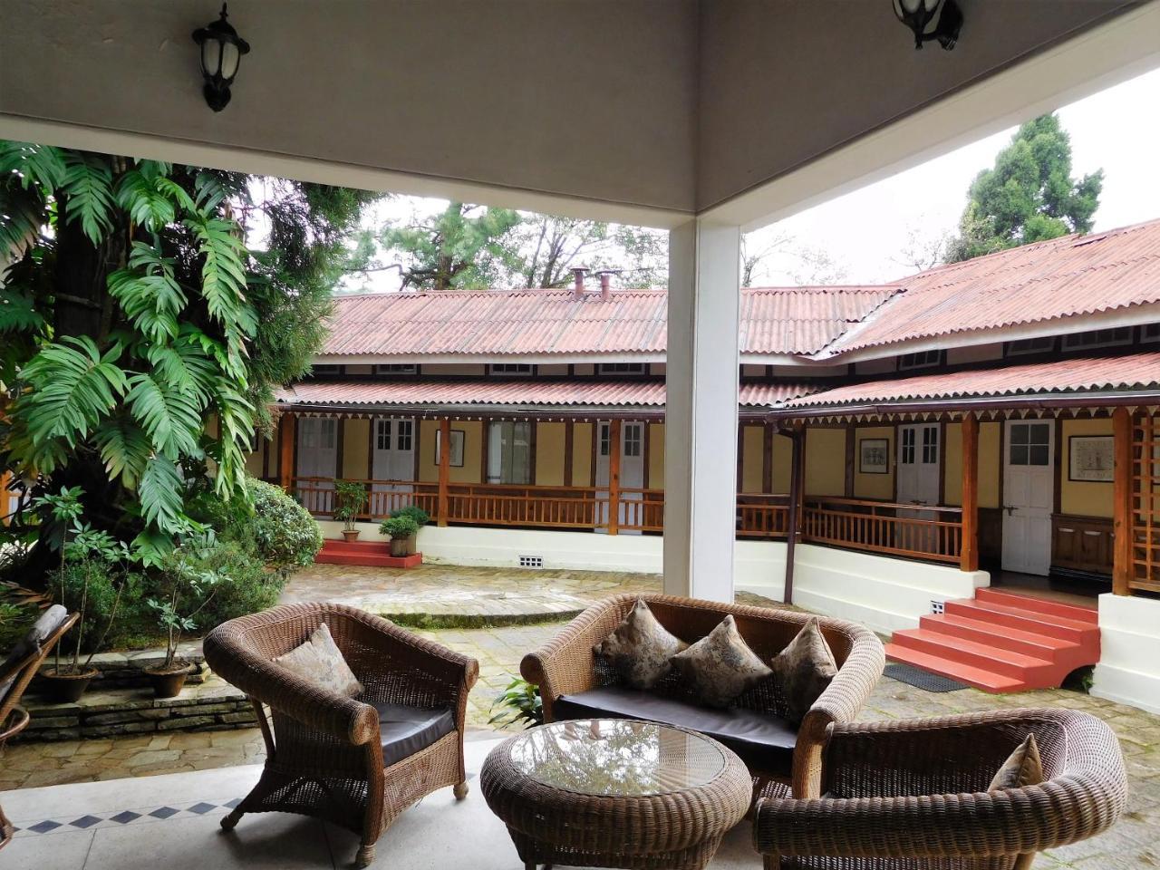 The Heritage Club - Tripura Castle Hotel And Spa Shillong Exterior photo